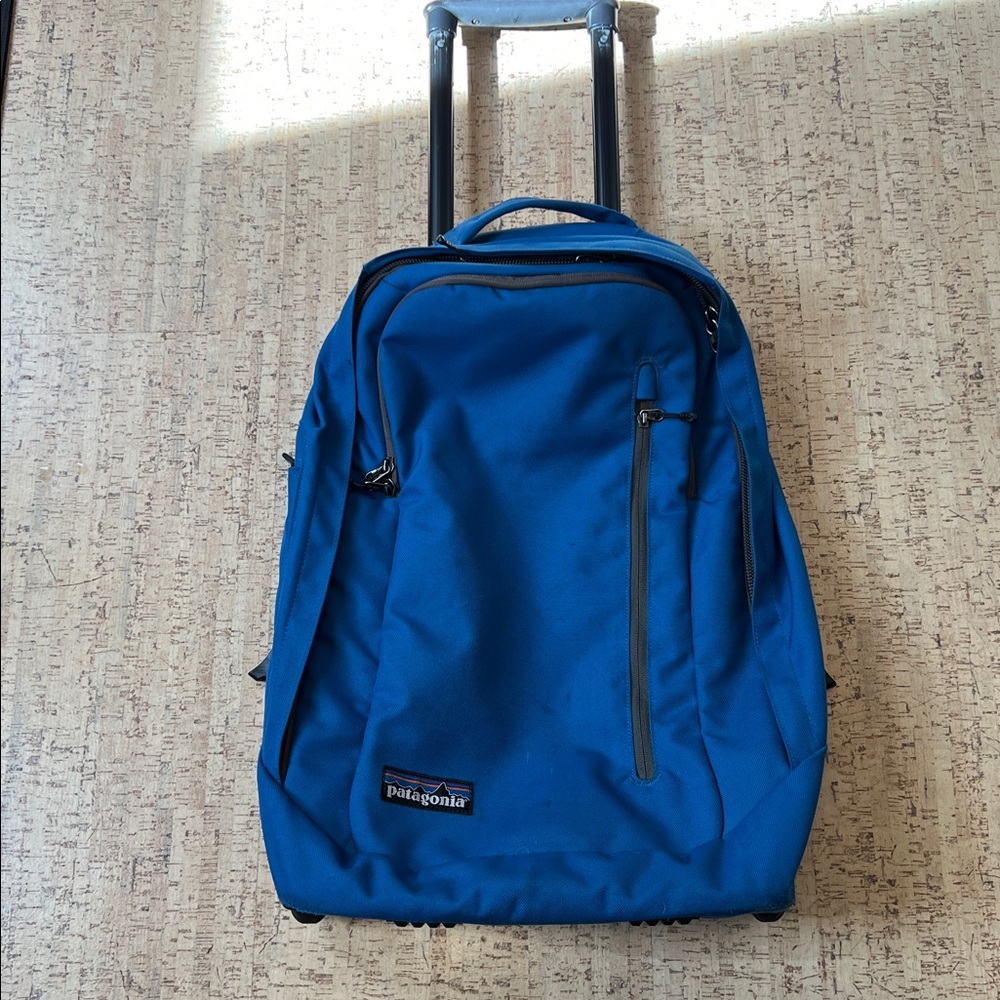 Patagonia Navy Wheeled Backpack- barely used!